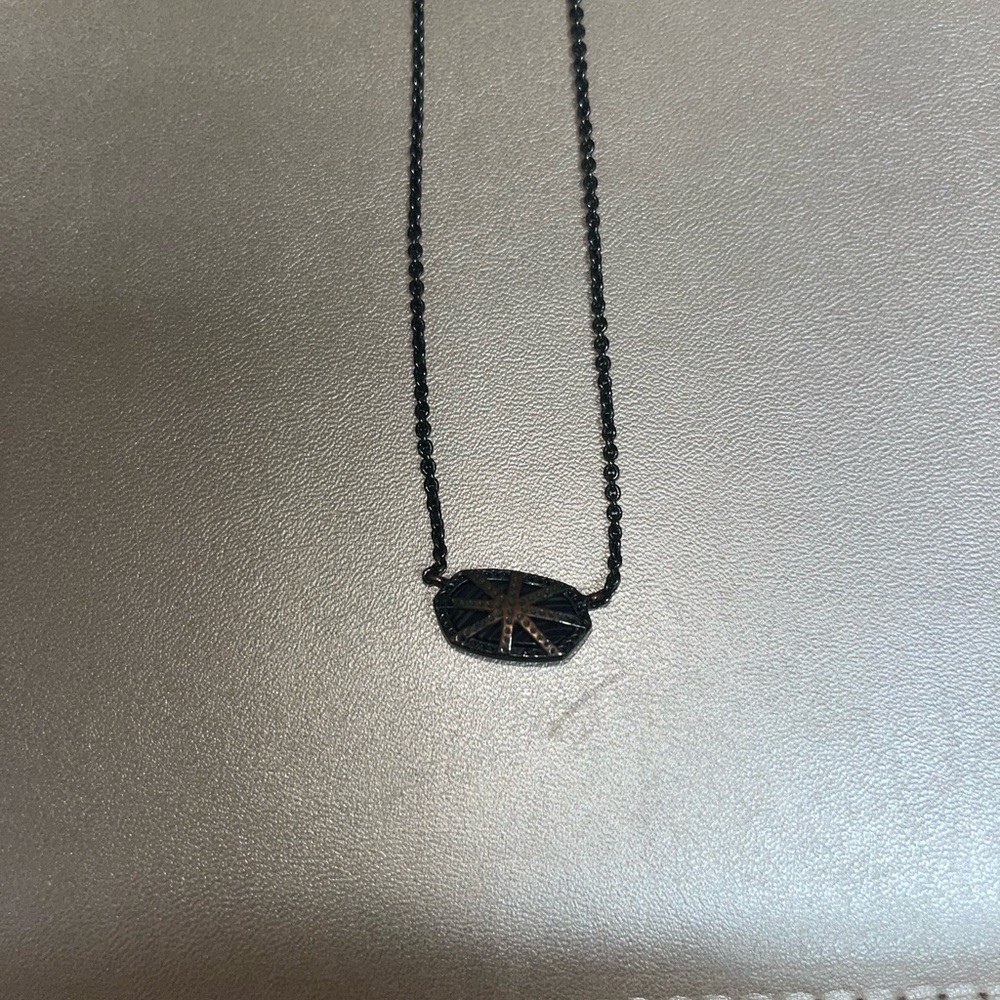 Kendra Scott Black Necklace - Picture 3 of 6